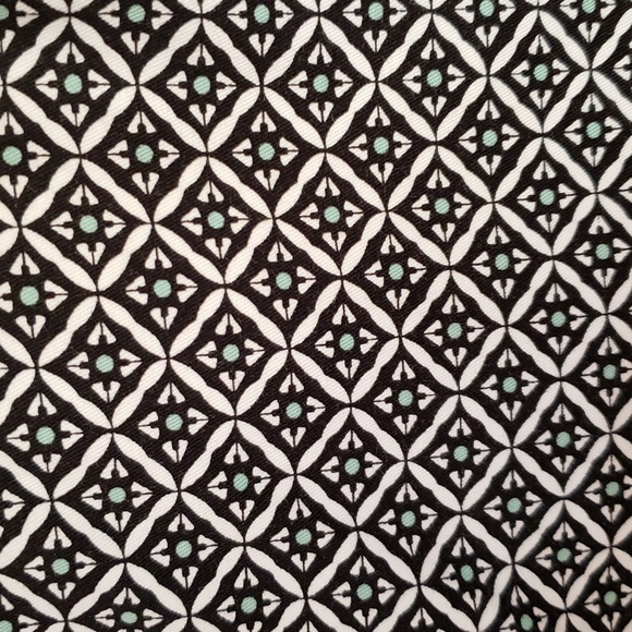 Dana Buchman Pants - Picture 2 of 6